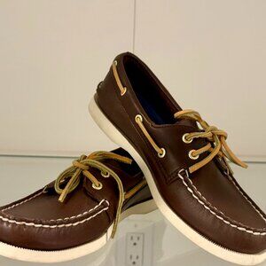 Sperry Women's Authentic Original 2 Eye Lace-Up Boat Shoe
